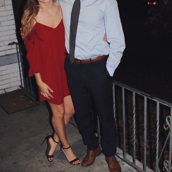 Alice + Olivia Cold Shoulder Dress - Picture 2 of 4